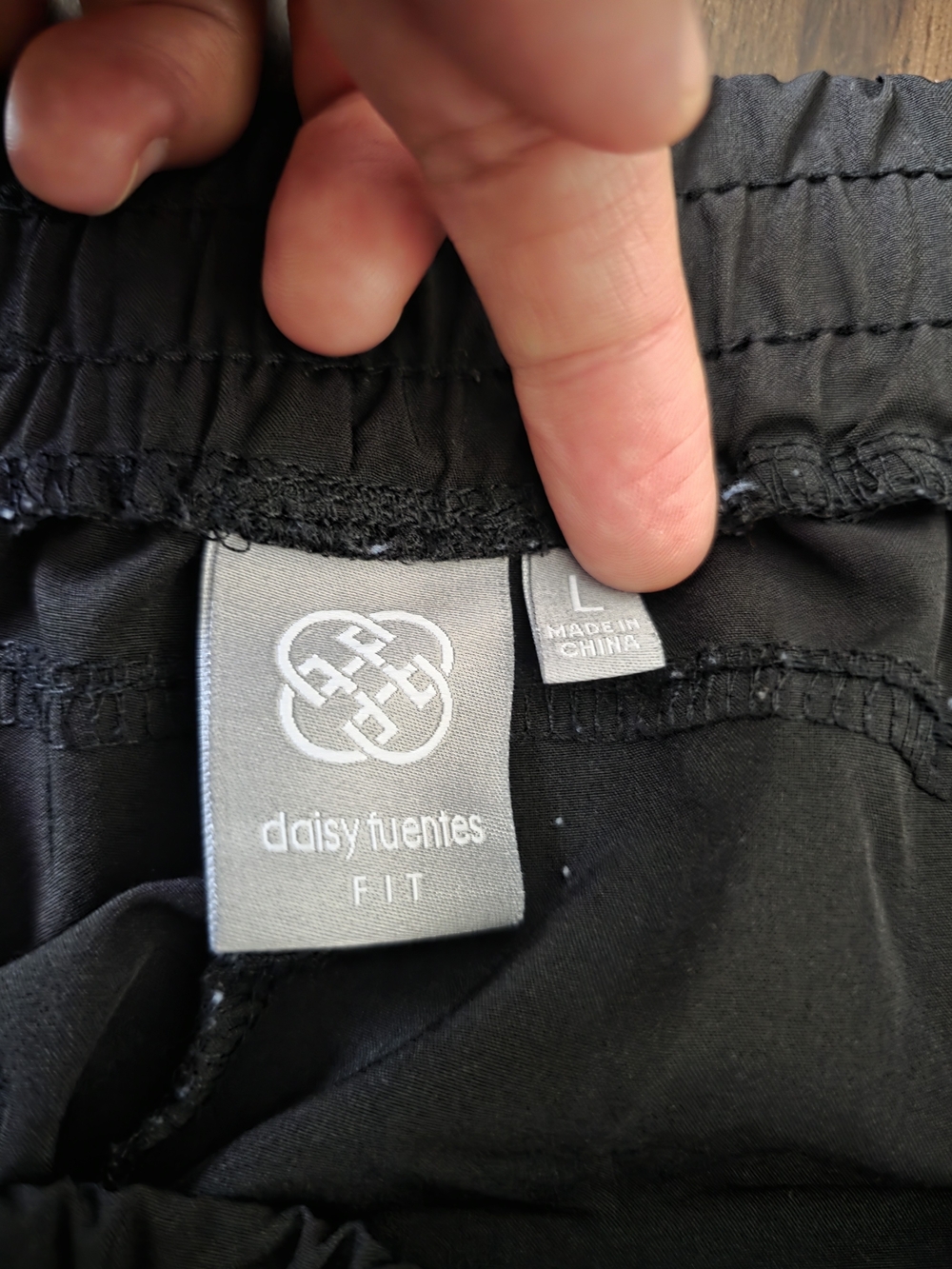 Daisy Fuentes Women's Black Relaxed Drawstring Pants - Picture 6 of 6